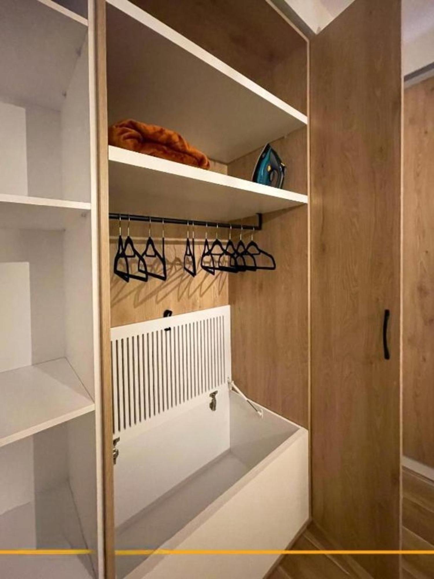 Flori Apartments Sarandë Esterno foto