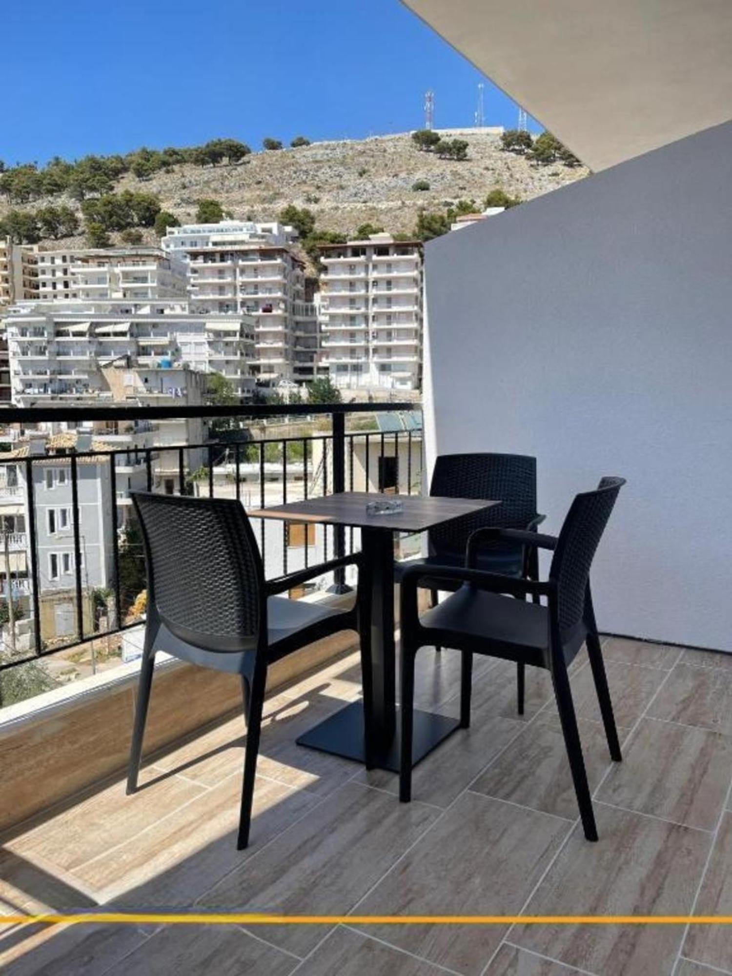 Flori Apartments Sarandë Esterno foto